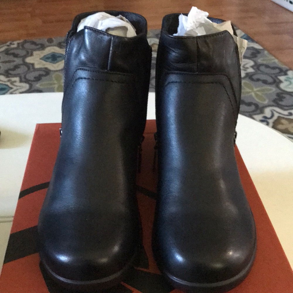 NWT Black Ankle Boots